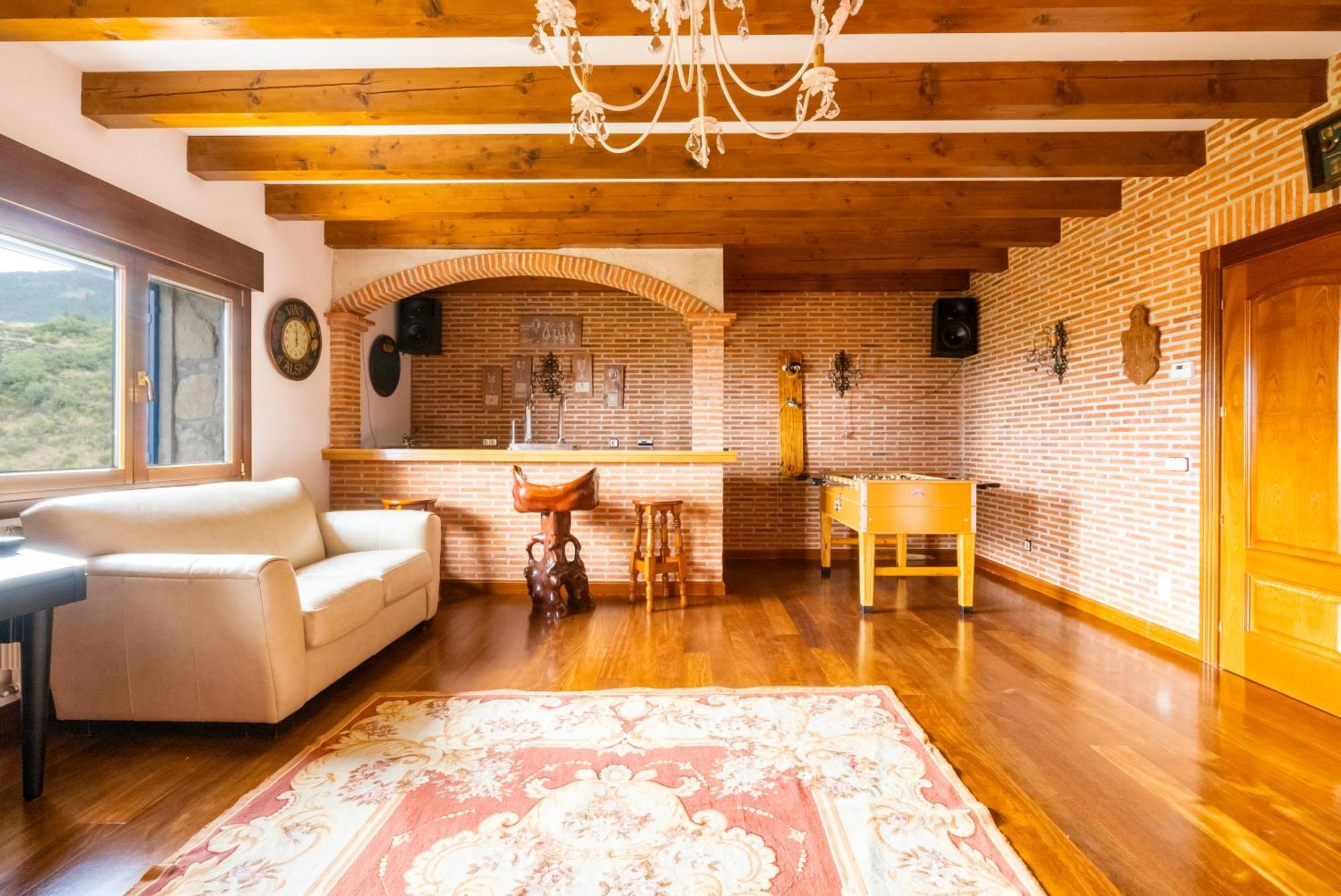 Villa Mansion Con Jacuzzi A 40 Grados, Gran Piscina Y Padel à El Tiemblo Extérieur photo