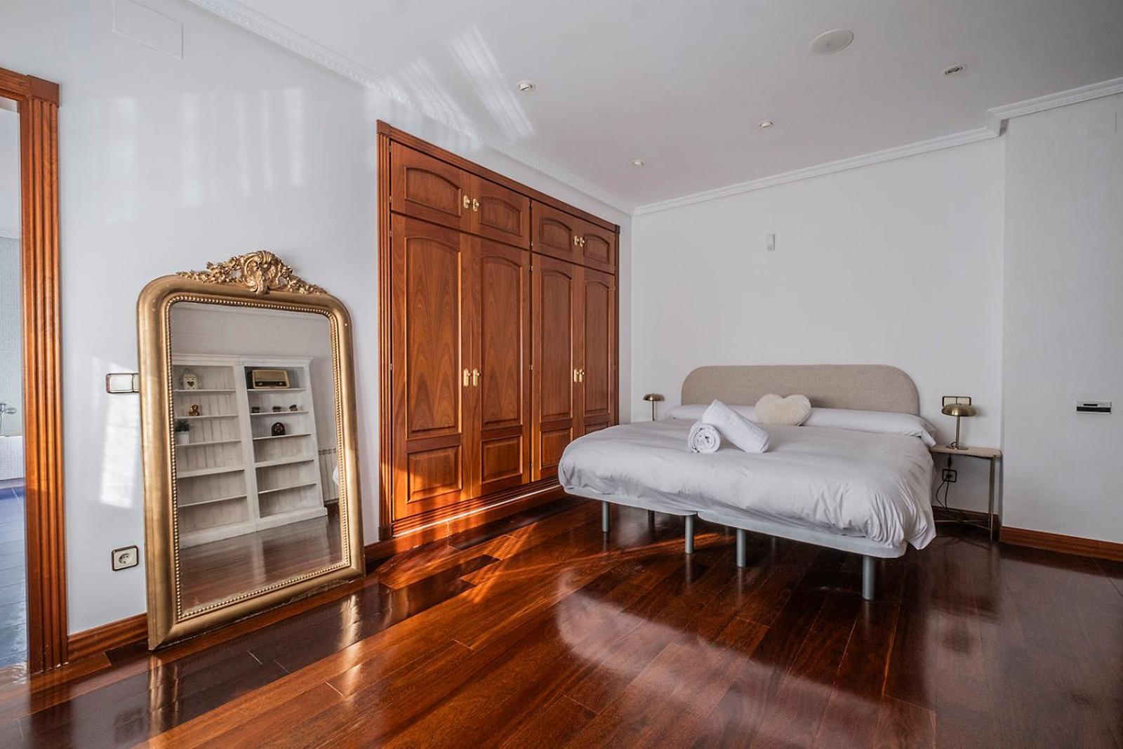 Villa Mansion Con Jacuzzi A 40 Grados, Gran Piscina Y Padel à El Tiemblo Extérieur photo
