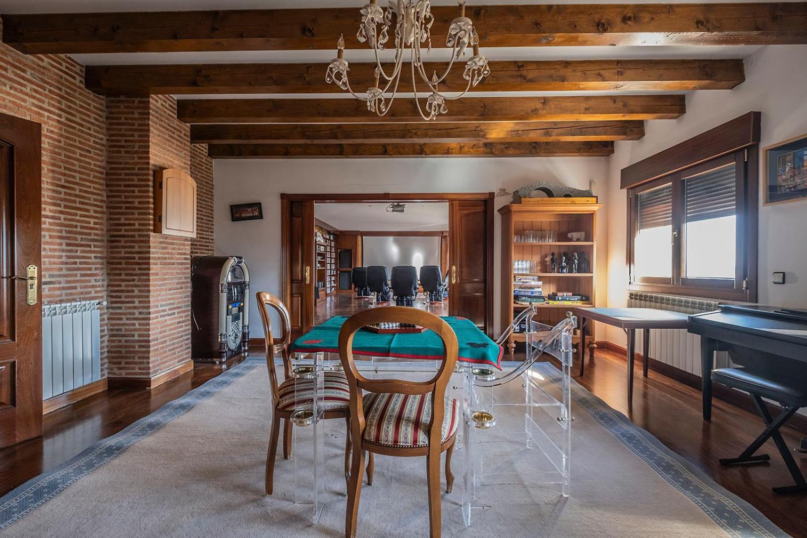 Villa Mansion Con Jacuzzi A 40 Grados, Gran Piscina Y Padel à El Tiemblo Extérieur photo